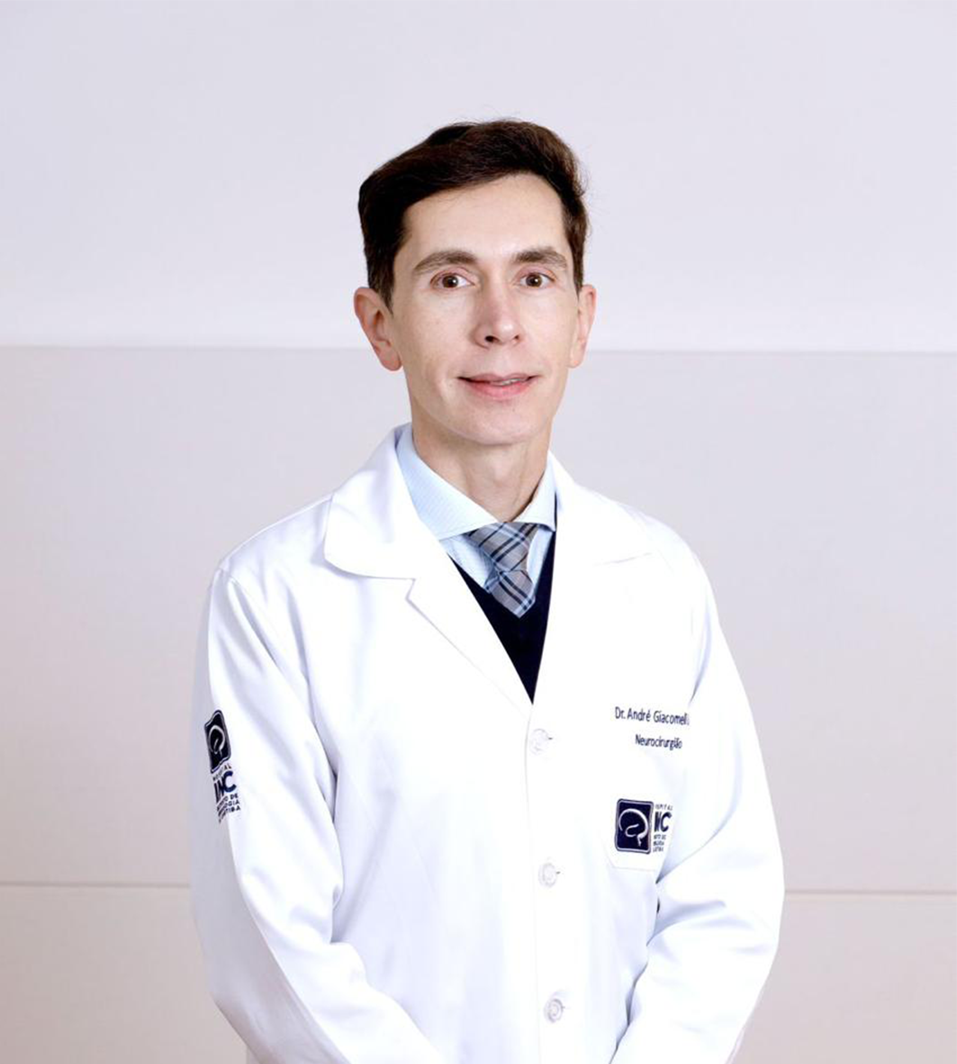 Dr. André Giacomelli